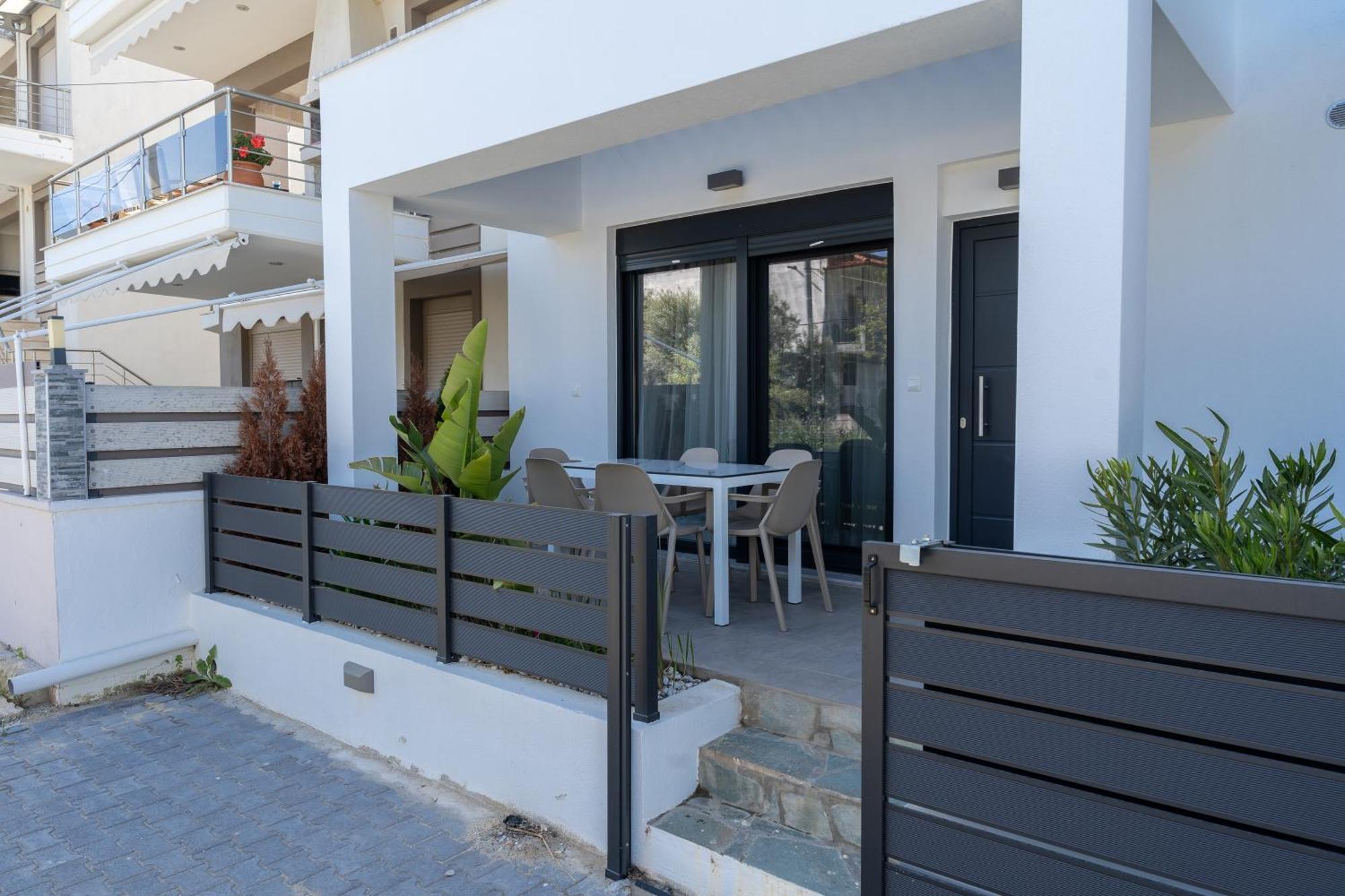 Kleoniki & Irida Residential Complexes Apartment โอฟรีนีออน ภายนอก รูปภาพ